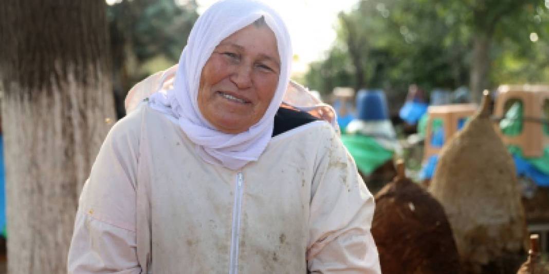 Kayınpeder mirasına sahip çıktı! O ürettikçe talep artıyor: Suni değil hepsi arıdan orijinal geliyor 3